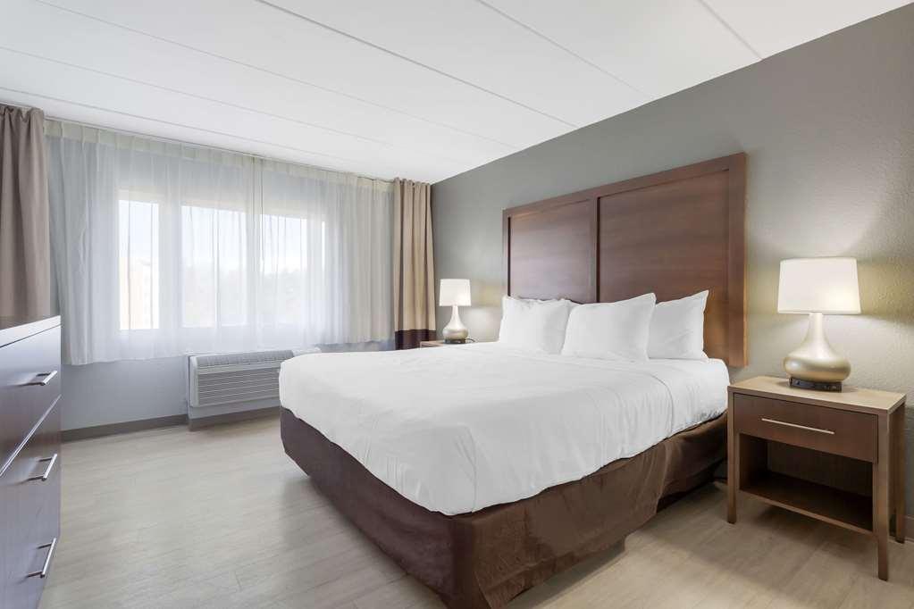 Clarion Hotel & Suites BWI Airport North Βαλτιμόρη Δωμάτιο φωτογραφία